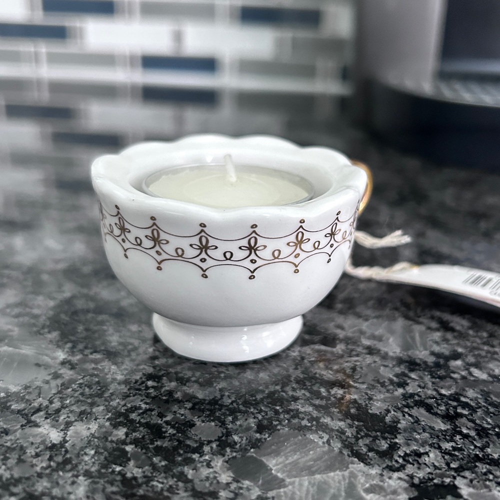 Vintage glamour tealight holder